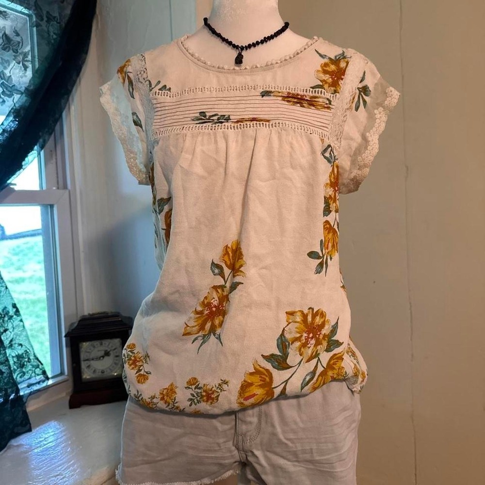 Daniel Rainn floral blouse